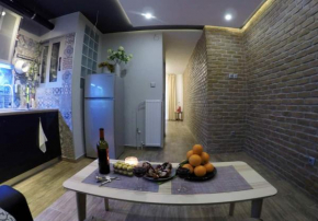 Loft style cozy studio in Athens center